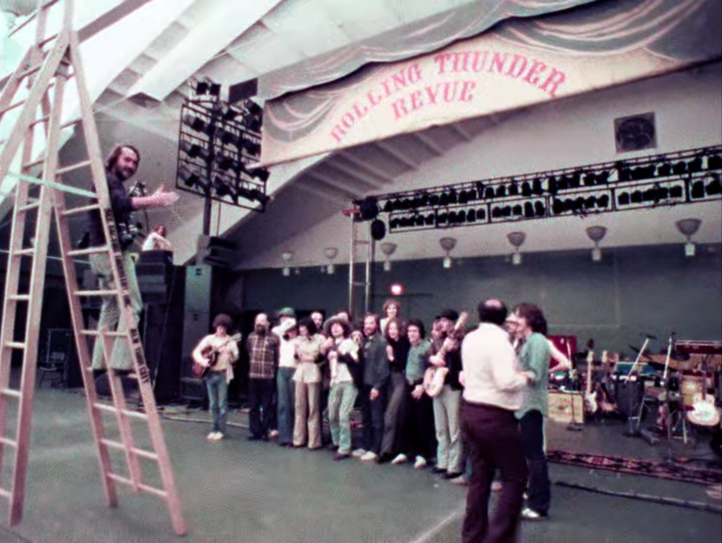 Ken Regan shooting the Rolling Thunder Revue Ensamble